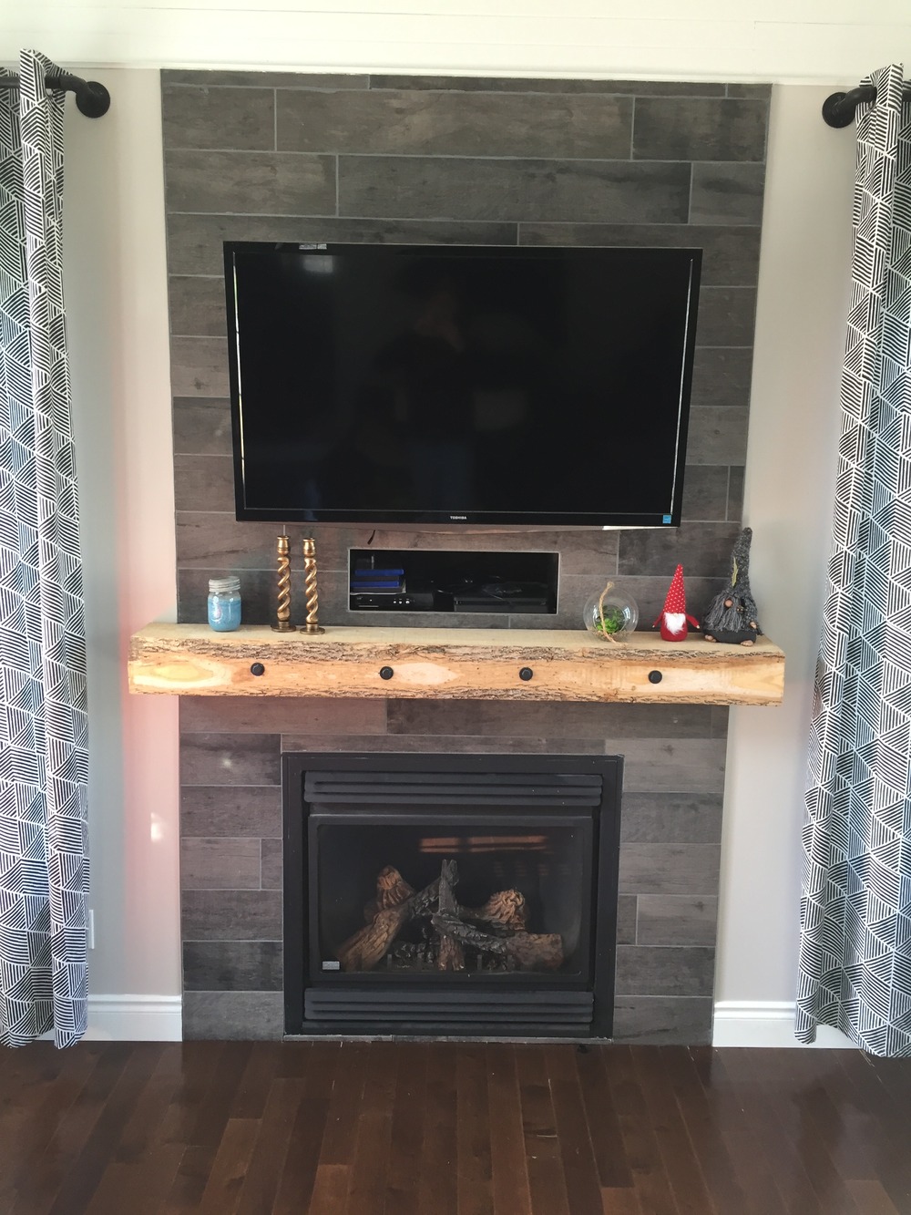 59631097588__10716E03-4D50-449D-8592-36E9D397F60E